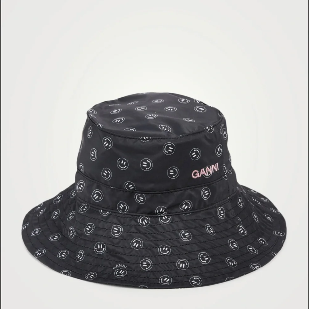 Ganni | Recycled Smiley Face Logo Print Bucket Hat - Picture 16 of 16